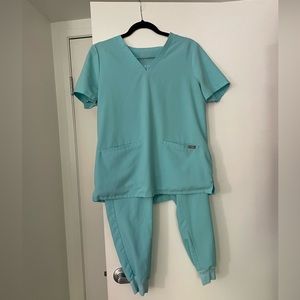 Medium Figs Neon Blue set